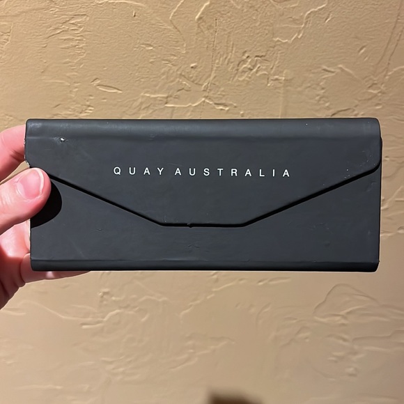 Quay Lady Luck sunglasses - Picture 3 of 4